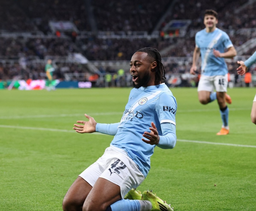 星空体育官网下载-7200万新援连场建功，曼城2-0复仇纽卡，13场不败让曼联瑟瑟发抖