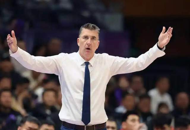 星空体育官网下载-CBA最新消息！曝布姆加盟新疆男篮，北京首钢大将正式复出