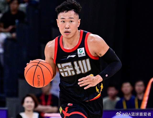星空体育官网-17投狂砍32分5助！这才是CBA顶级得分手，郑永刚率队冲冠的杀手锏|深圳男篮|男篮|贺希宁|史密斯|浙江男篮_新浪体育_新浪新闻
